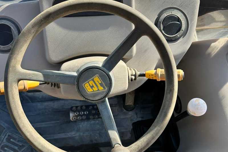 OmecoHub - Immagine JCB 2DX